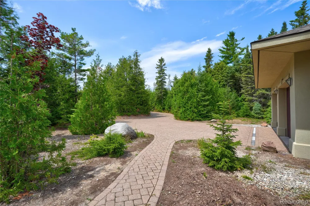 4935 E Grand Lake Road Presque Isle Township, MI 49777