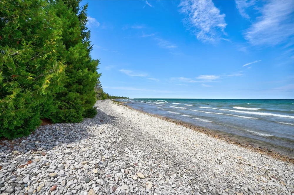 4935 E Grand Lake Road Presque Isle Township, MI 49777