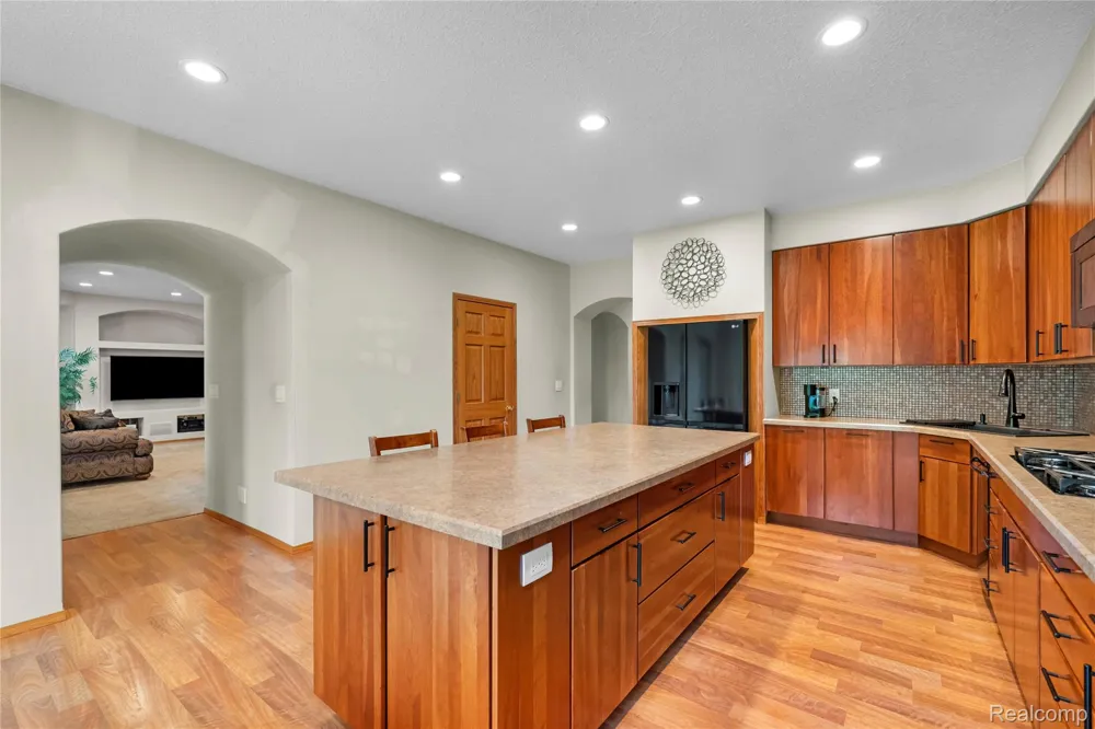 4935 E Grand Lake Road Presque Isle Township, MI 49777