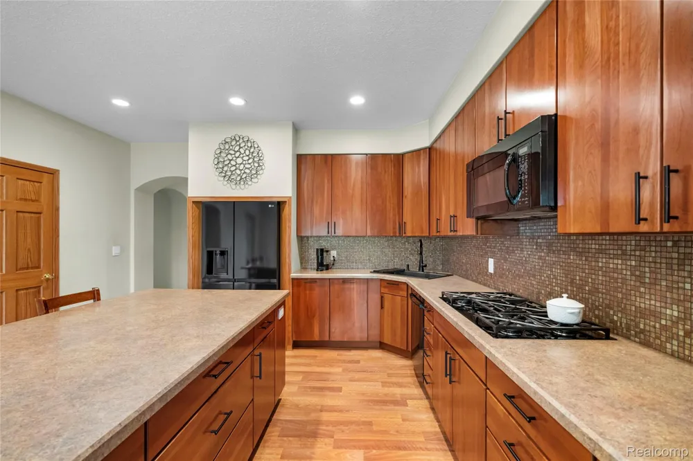 4935 E Grand Lake Road Presque Isle Township, MI 49777