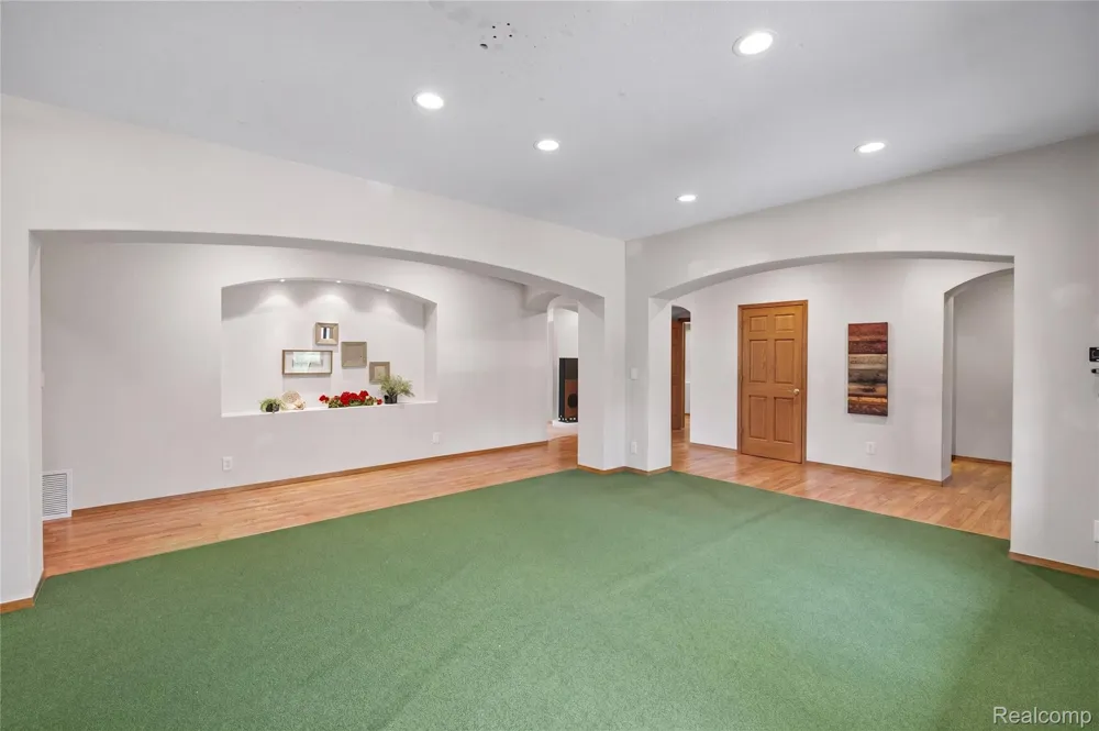 4935 E Grand Lake Road Presque Isle Township, MI 49777