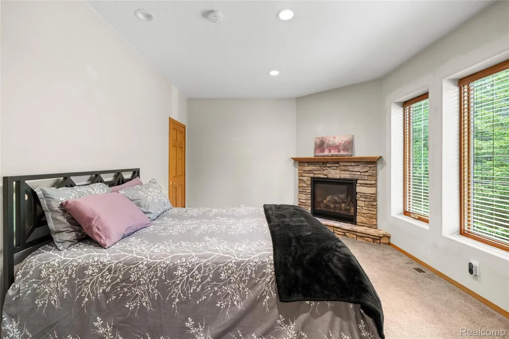 4935 E Grand Lake Road Presque Isle Township, MI 49777