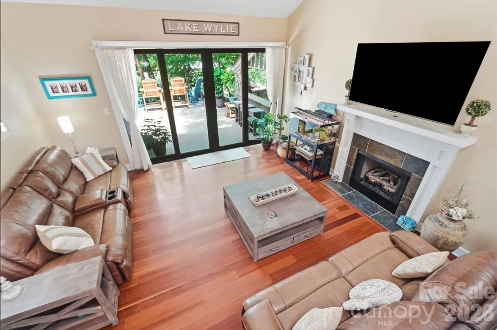 4142 Charlotte Highway #C Lake Wylie, SC 29710