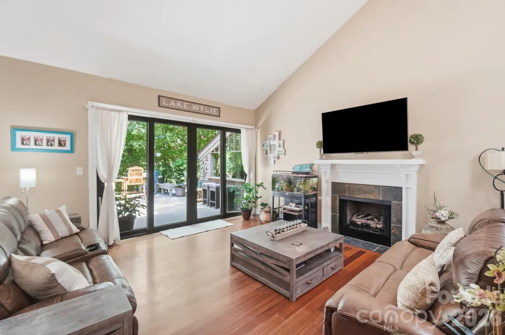4142 Charlotte Highway #C Lake Wylie, SC 29710