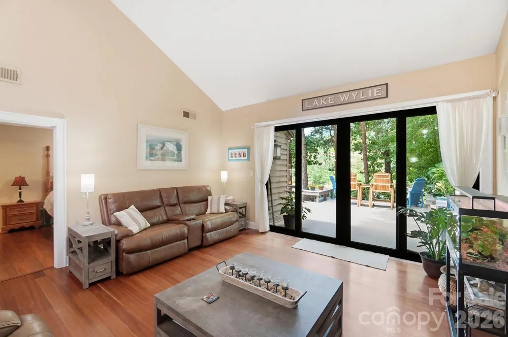 4142 Charlotte Highway #C Lake Wylie, SC 29710
