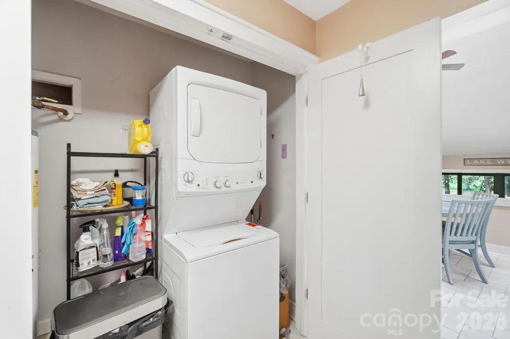 4142 Charlotte Highway #C Lake Wylie, SC 29710