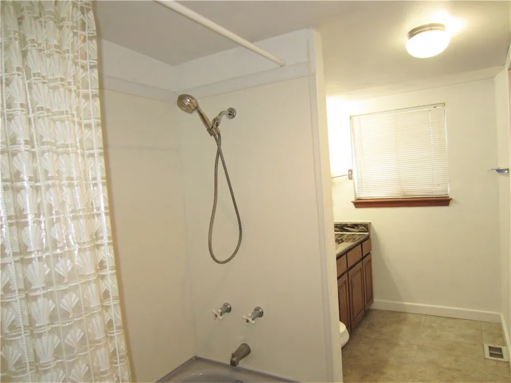206 Solar Way Denton, TX 76207