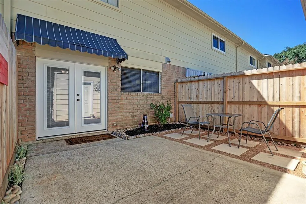 3812 Laura Leigh Drive Friendswood, TX 77546