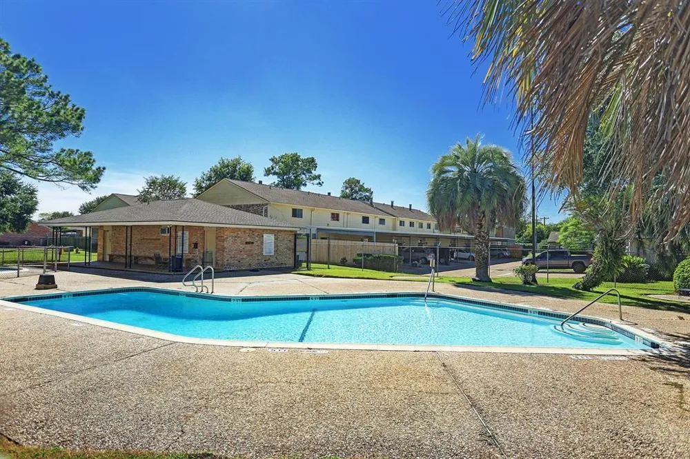 3812 Laura Leigh Drive Friendswood, TX 77546