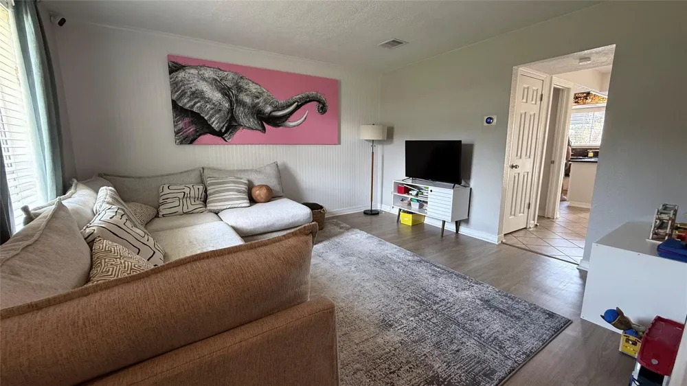3812 Laura Leigh Drive Friendswood, TX 77546