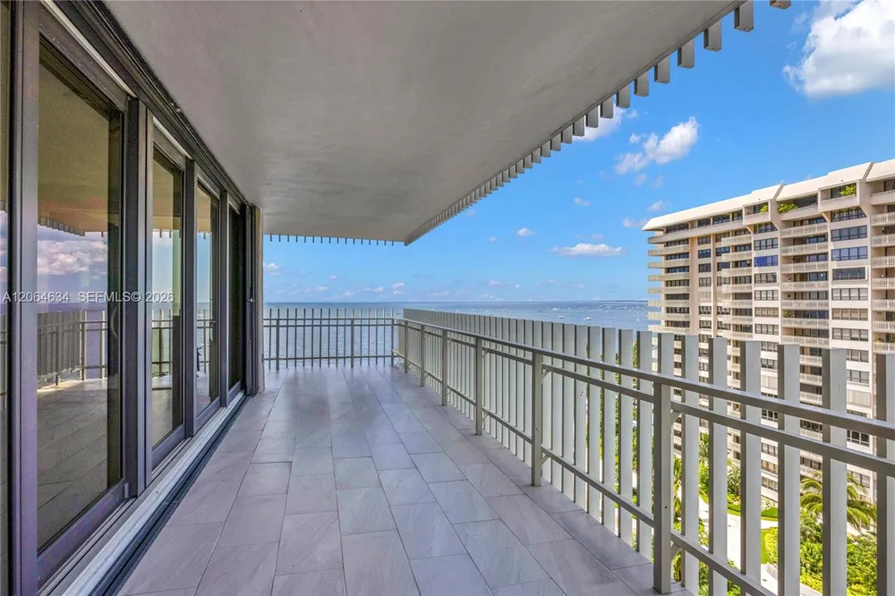 3 Grove Isle Dr #C1402 Miami, FL 33133