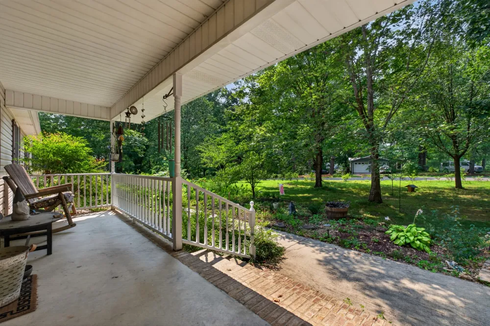 161 Ponder Ln Smithville, TN 37166