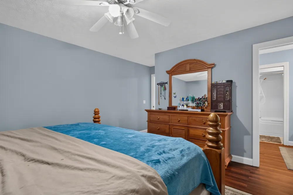 161 Ponder Ln Smithville, TN 37166
