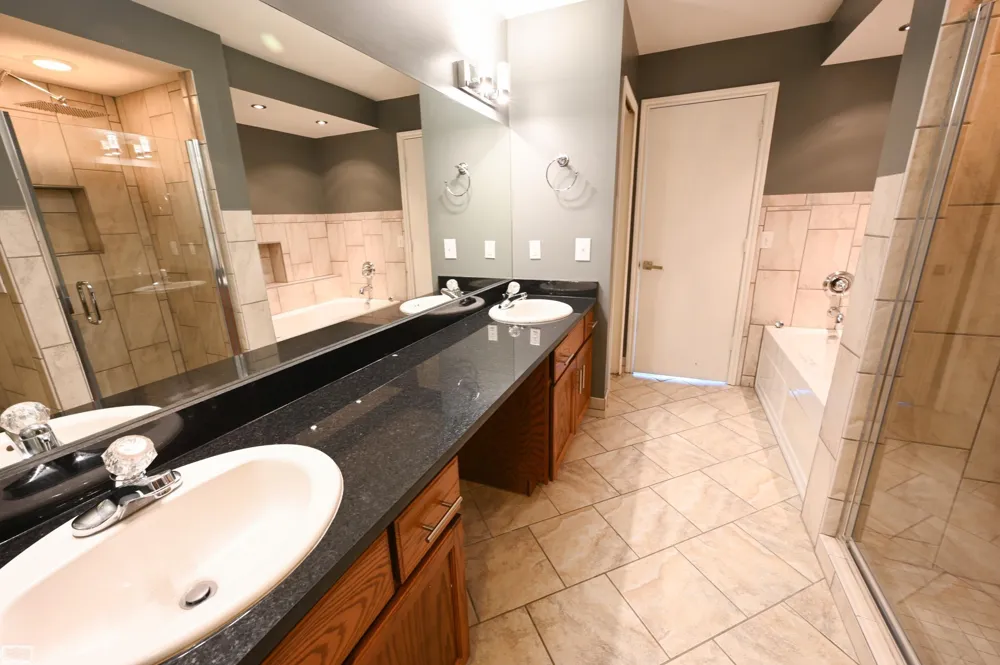 28777 Berwick Court Chesterfield Township, MI 48047