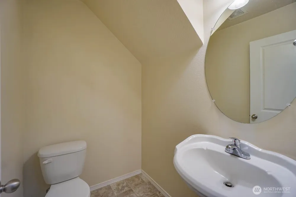 3355 NW 47 th Drive NW Camas, WA 98607