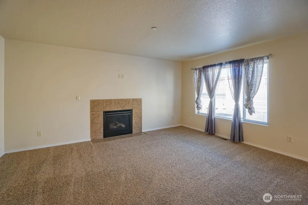 3355 NW 47 th Drive NW Camas, WA 98607