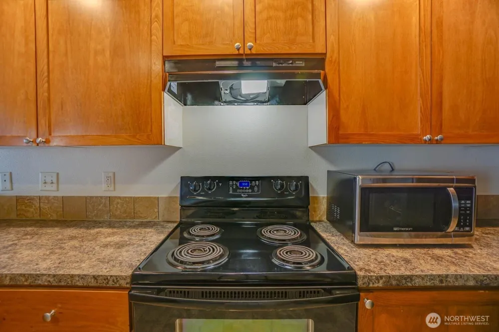 3355 NW 47 th Drive NW Camas, WA 98607
