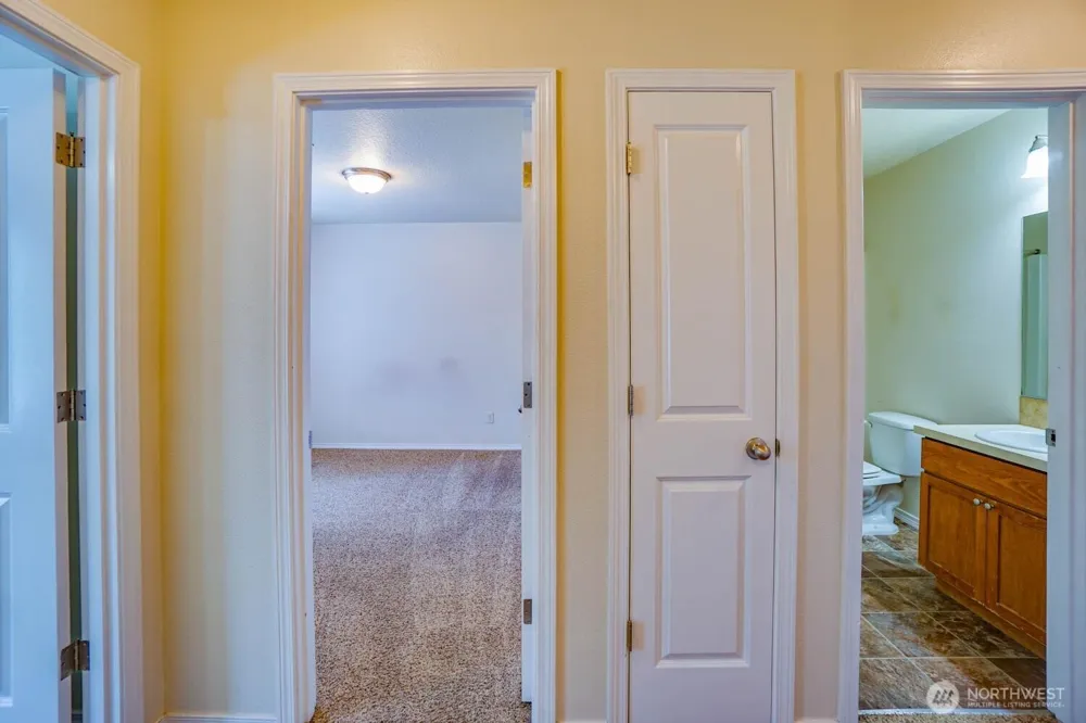 3355 NW 47 th Drive NW Camas, WA 98607