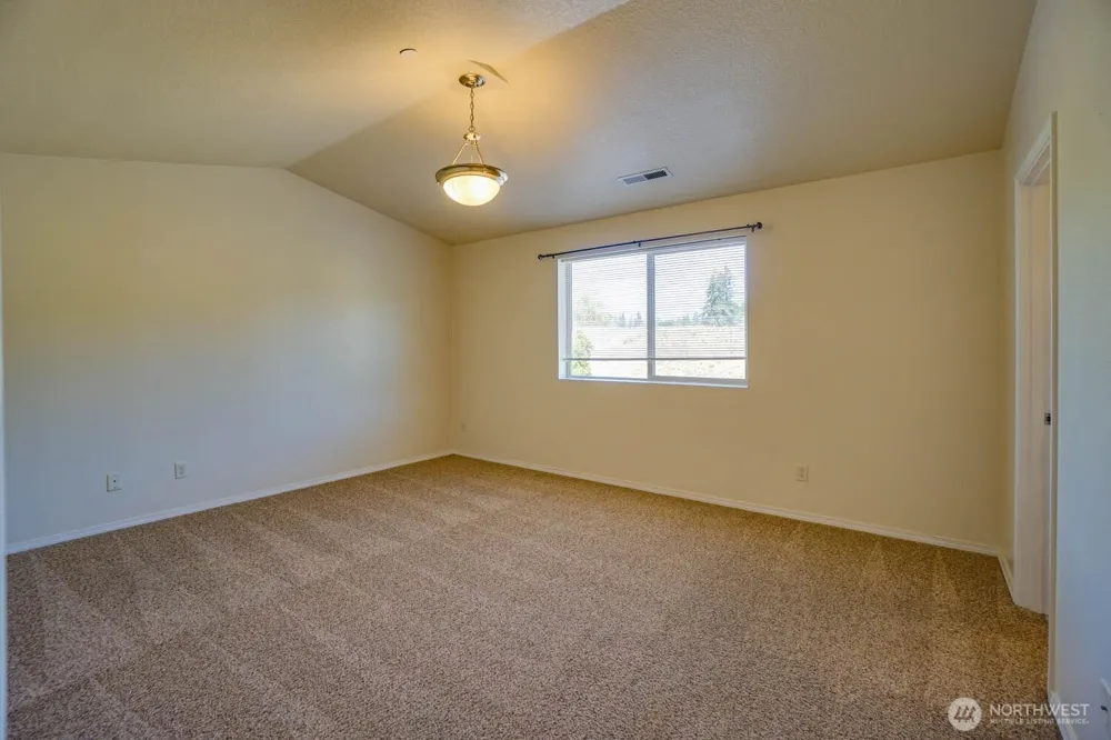 3355 NW 47 th Drive NW Camas, WA 98607