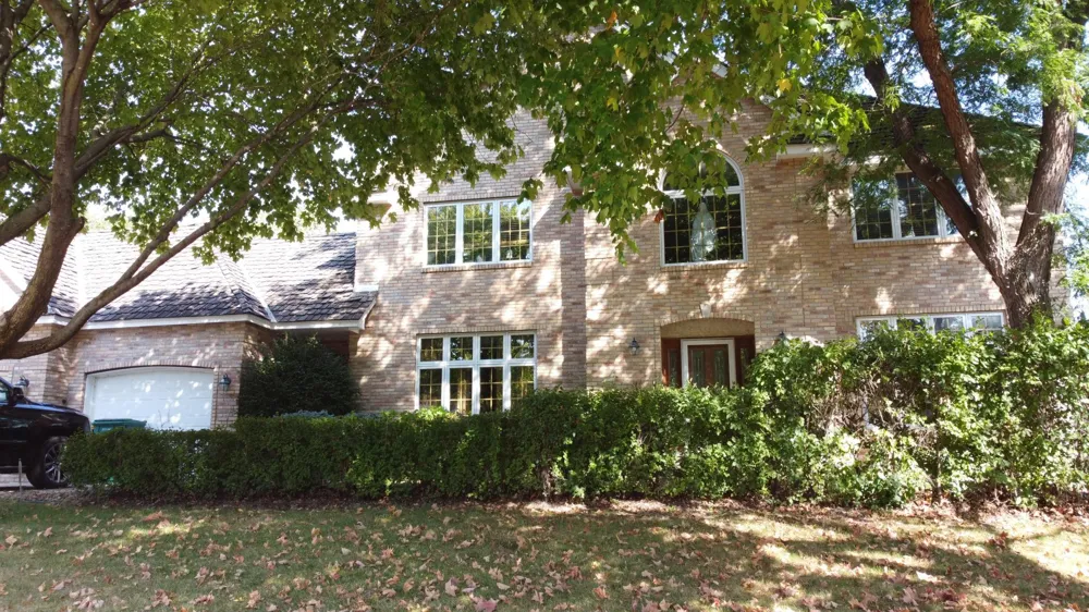 171 Red Oaks Drive Vadnais Heights, MN 55127
