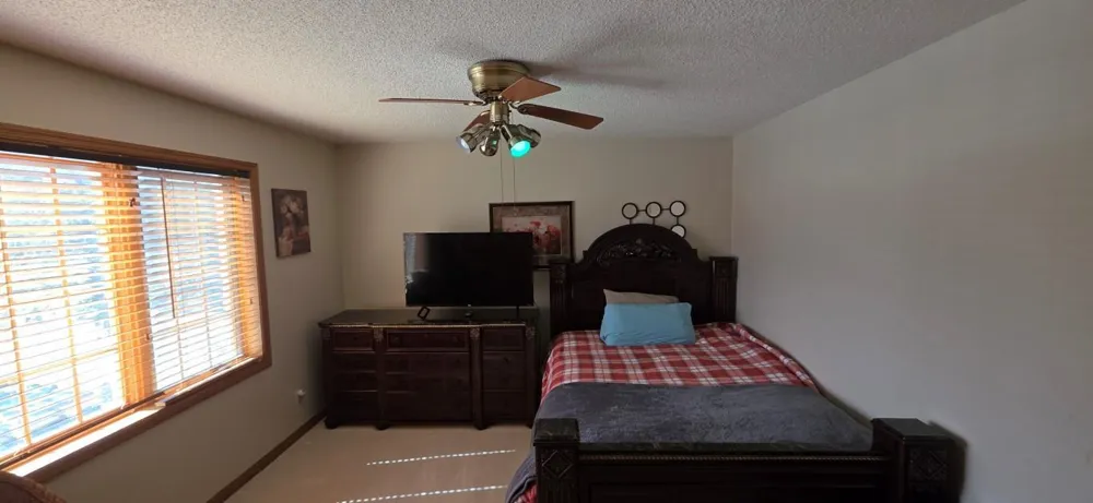 171 Red Oaks Drive Vadnais Heights, MN 55127