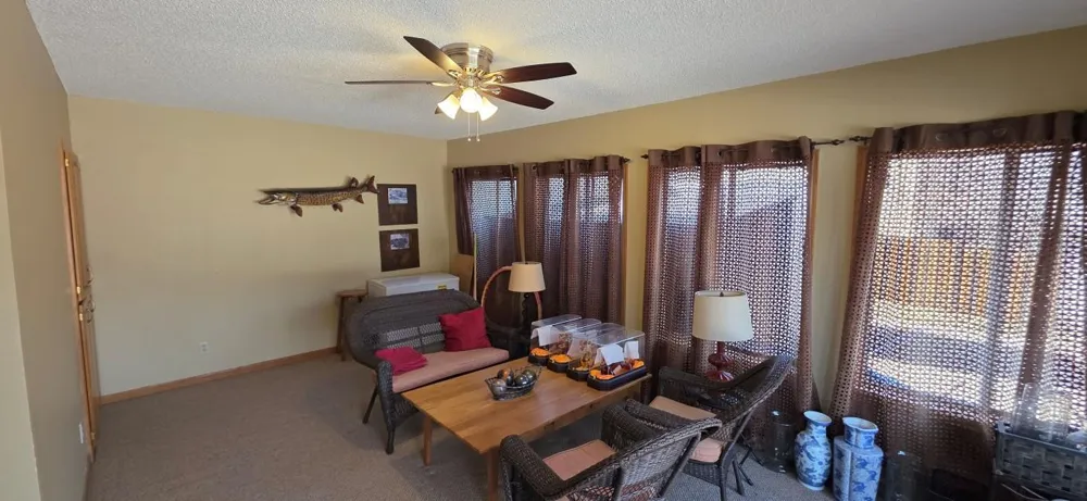 171 Red Oaks Drive Vadnais Heights, MN 55127