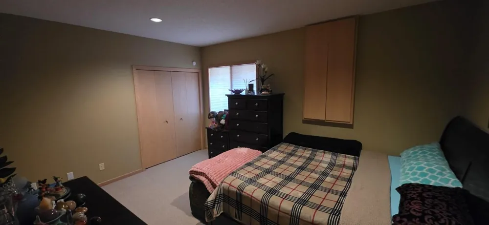 171 Red Oaks Drive Vadnais Heights, MN 55127