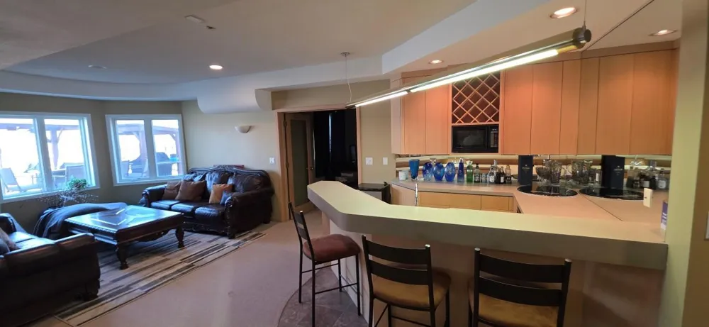 171 Red Oaks Drive Vadnais Heights, MN 55127