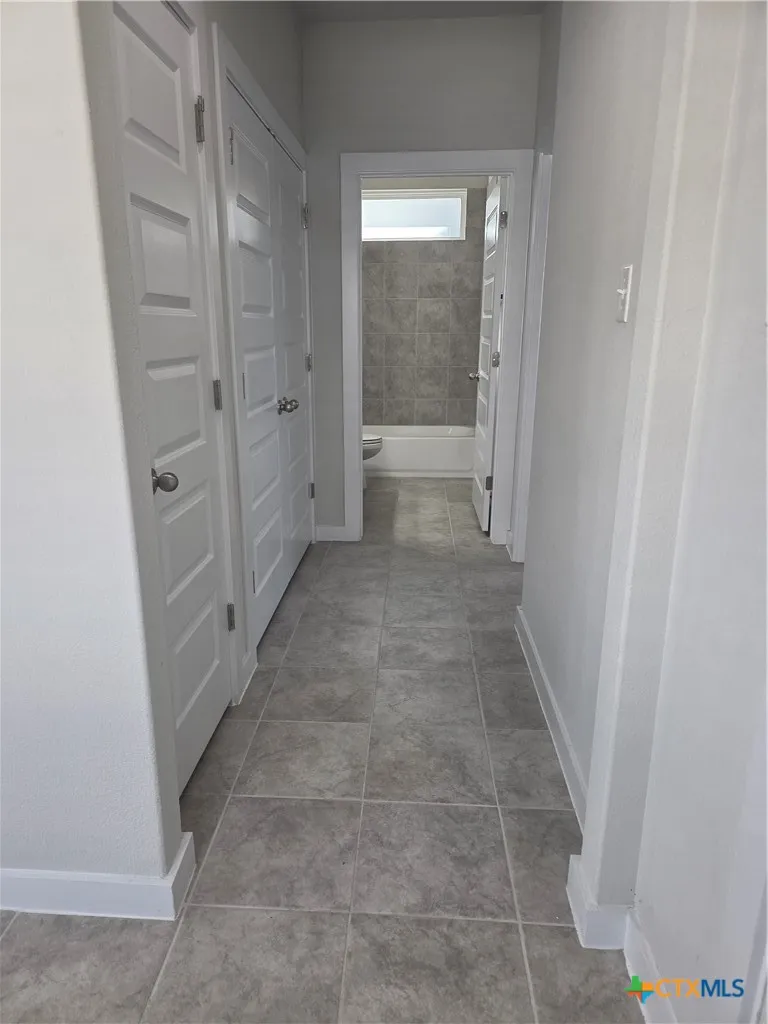 412 Hortus Drive Kyle, TX 78640