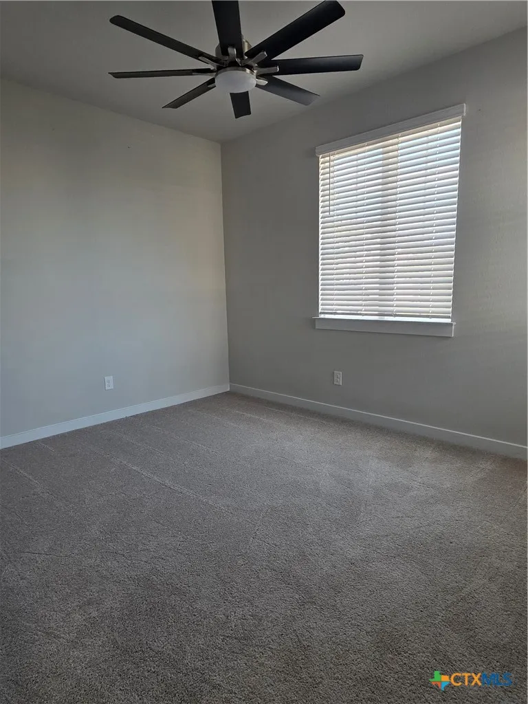 412 Hortus Drive Kyle, TX 78640
