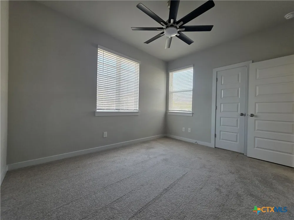 412 Hortus Drive Kyle, TX 78640