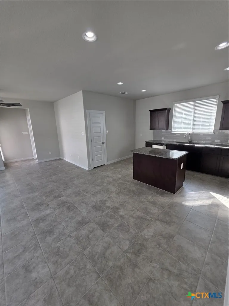 412 Hortus Drive Kyle, TX 78640