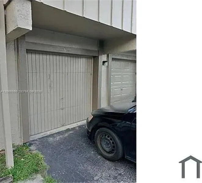 2219 NW 56th Ave #2-B Lauderhill, FL 33313