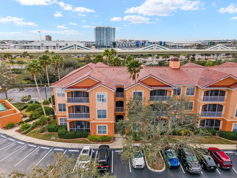 5000 CULBREATH KEY WAY #4303 Tampa, FL 33611
