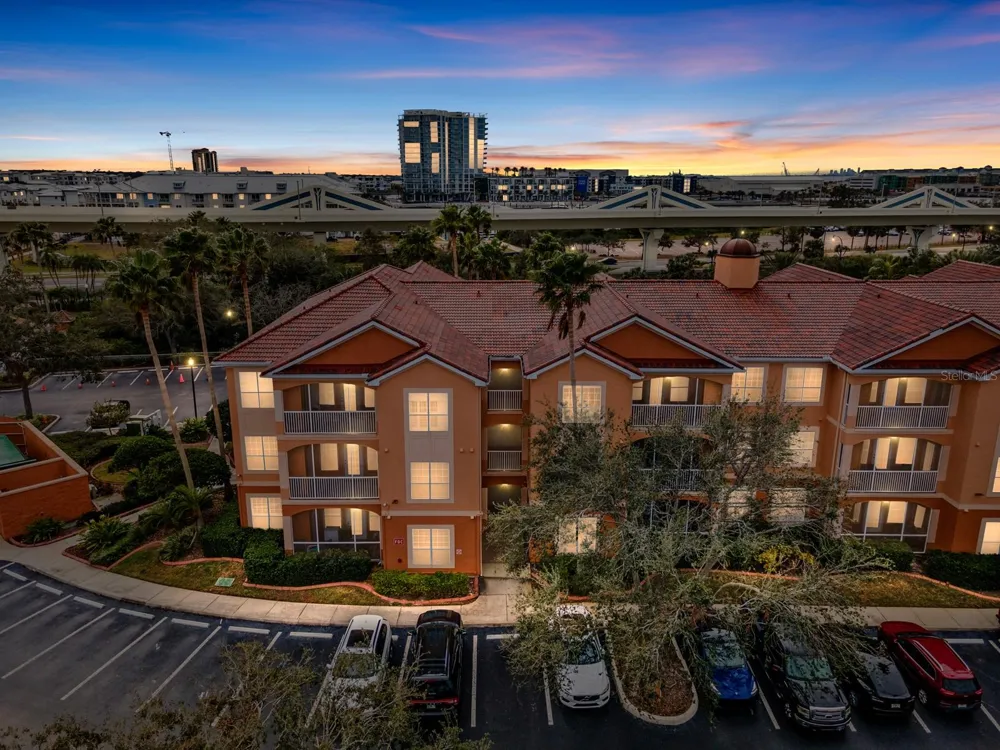 5000 CULBREATH KEY WAY #4303 Tampa, FL 33611