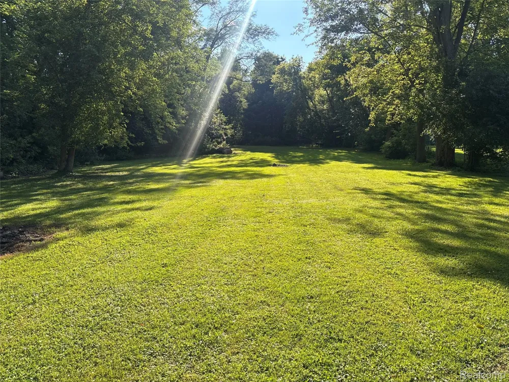 5802 Morganport Drive Bridgeport Charter Township, MI 48601