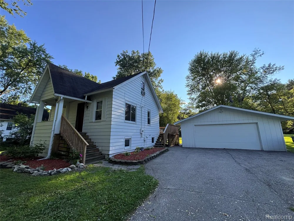 5802 Morganport Drive Bridgeport Charter Township, MI 48601