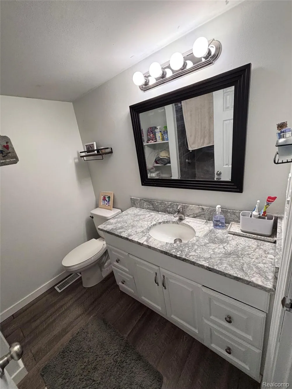 5802 Morganport Drive Bridgeport Charter Township, MI 48601