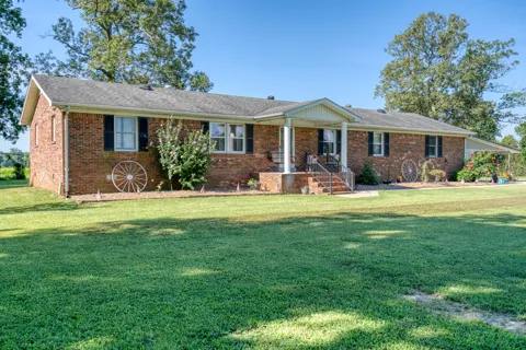 1402 Stuart Chapel Rd