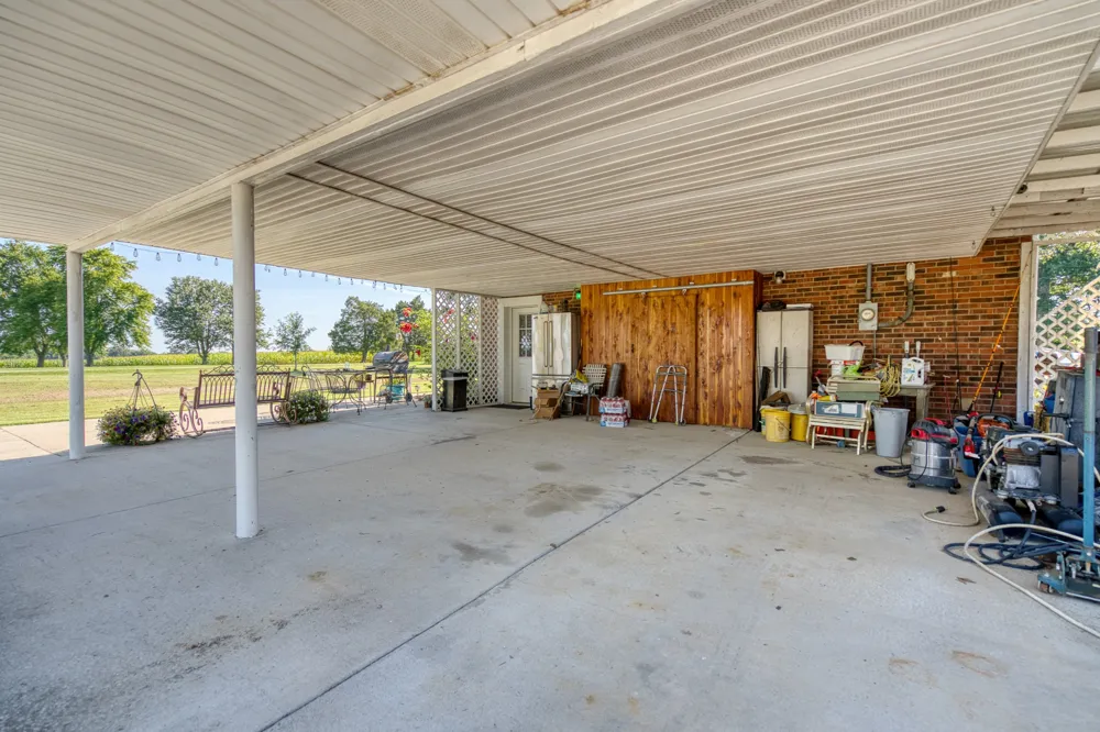 1402 Stuart Chapel Rd Lewisburg, KY 42256