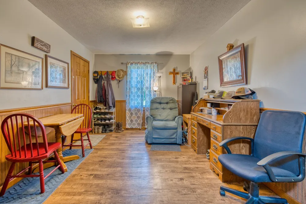 1402 Stuart Chapel Rd Lewisburg, KY 42256