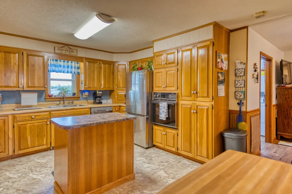 1402 Stuart Chapel Rd Lewisburg, KY 42256