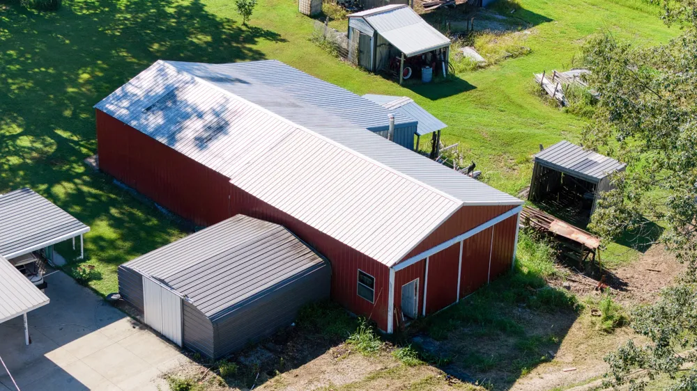 1402 Stuart Chapel Rd Lewisburg, KY 42256