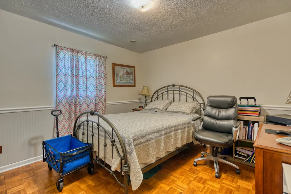 1402 Stuart Chapel Rd Lewisburg, KY 42256