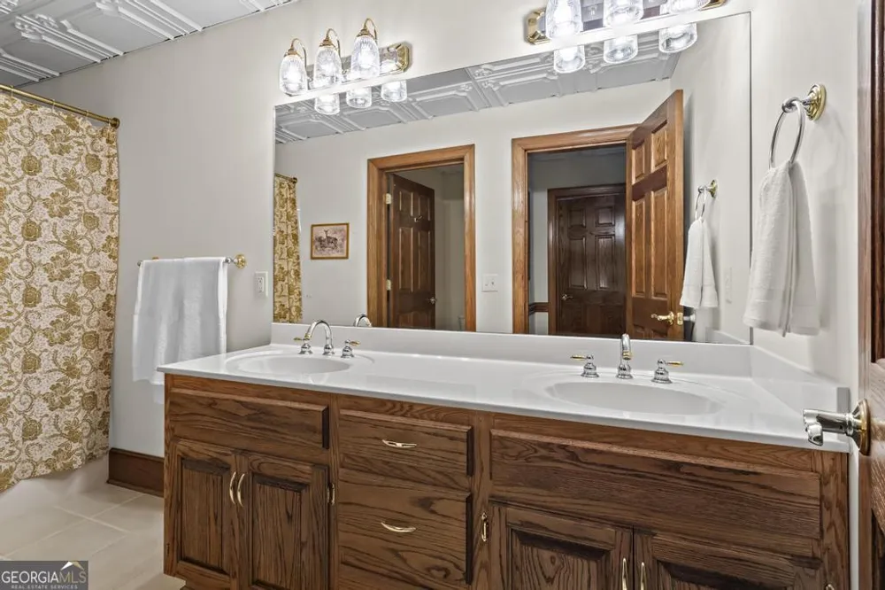280 Wilfar Strasse Helen, GA 30545