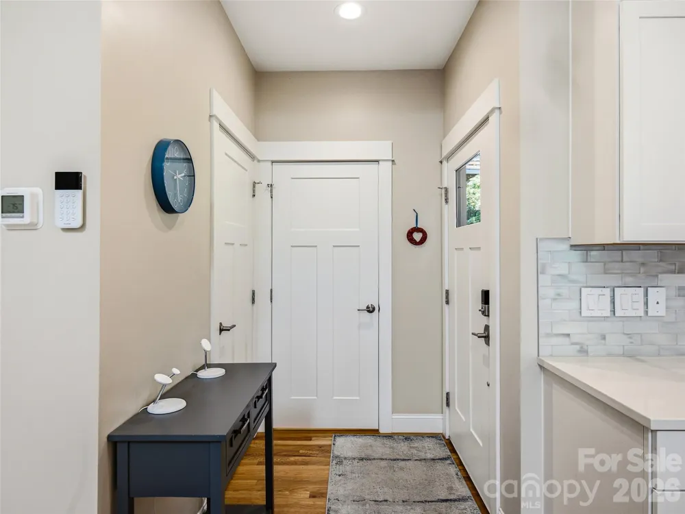 409 Kessler Place Asheville, NC 28804