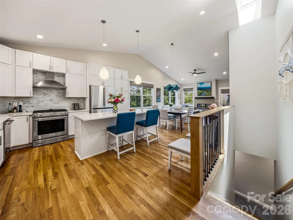 409 Kessler Place Asheville, NC 28804