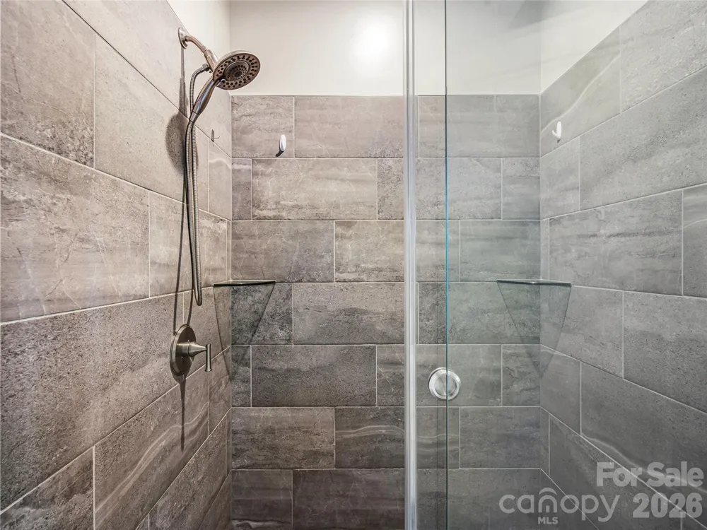 409 Kessler Place Asheville, NC 28804