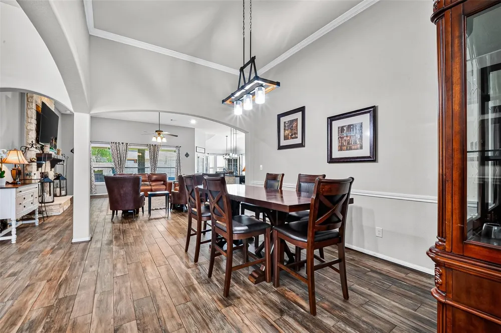 2414 Alexandra Deer Park, TX 77536