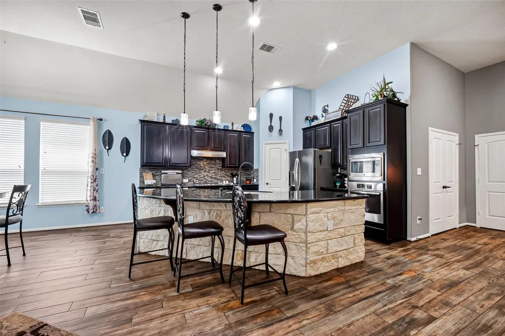 2414 Alexandra Deer Park, TX 77536